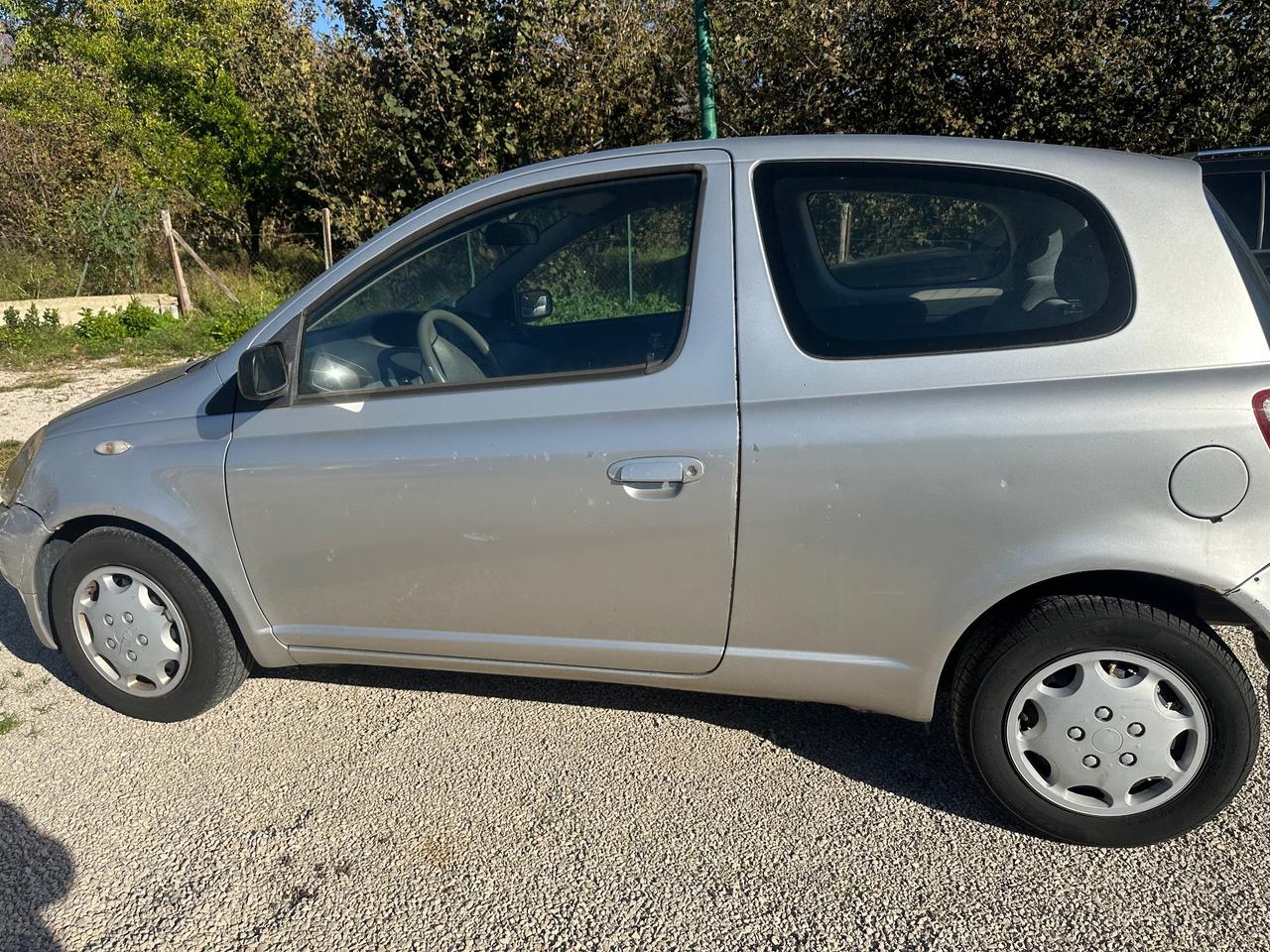 Toyota Yaris 1.0i 16V cat 3 porte