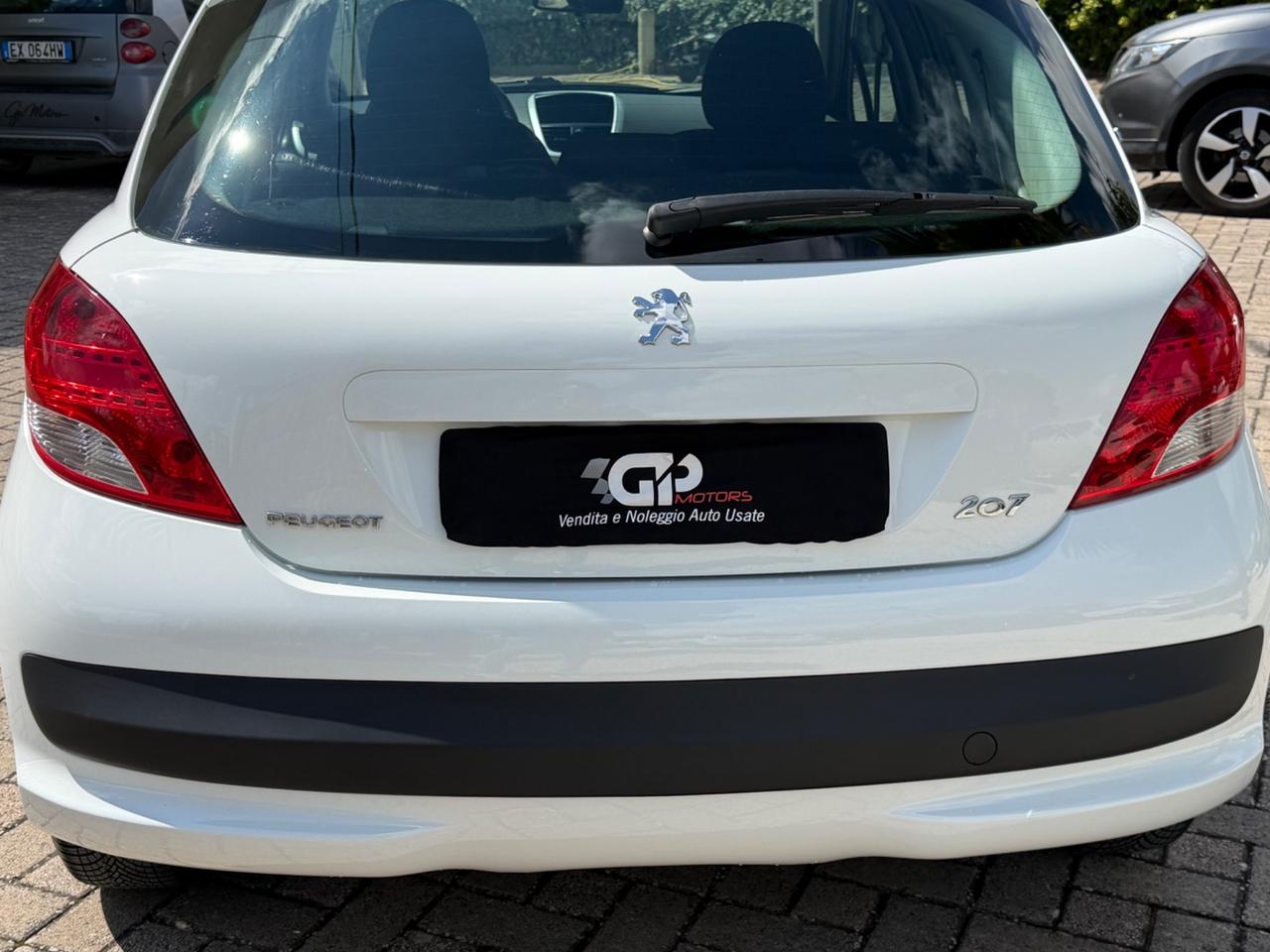 Peugeot 207 1.4 HDi 70CV 5p. Allure