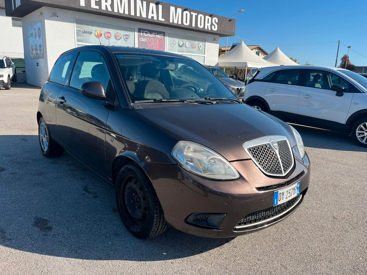 Lancia Ypsilon 1.4 Argento Ecochic GPL