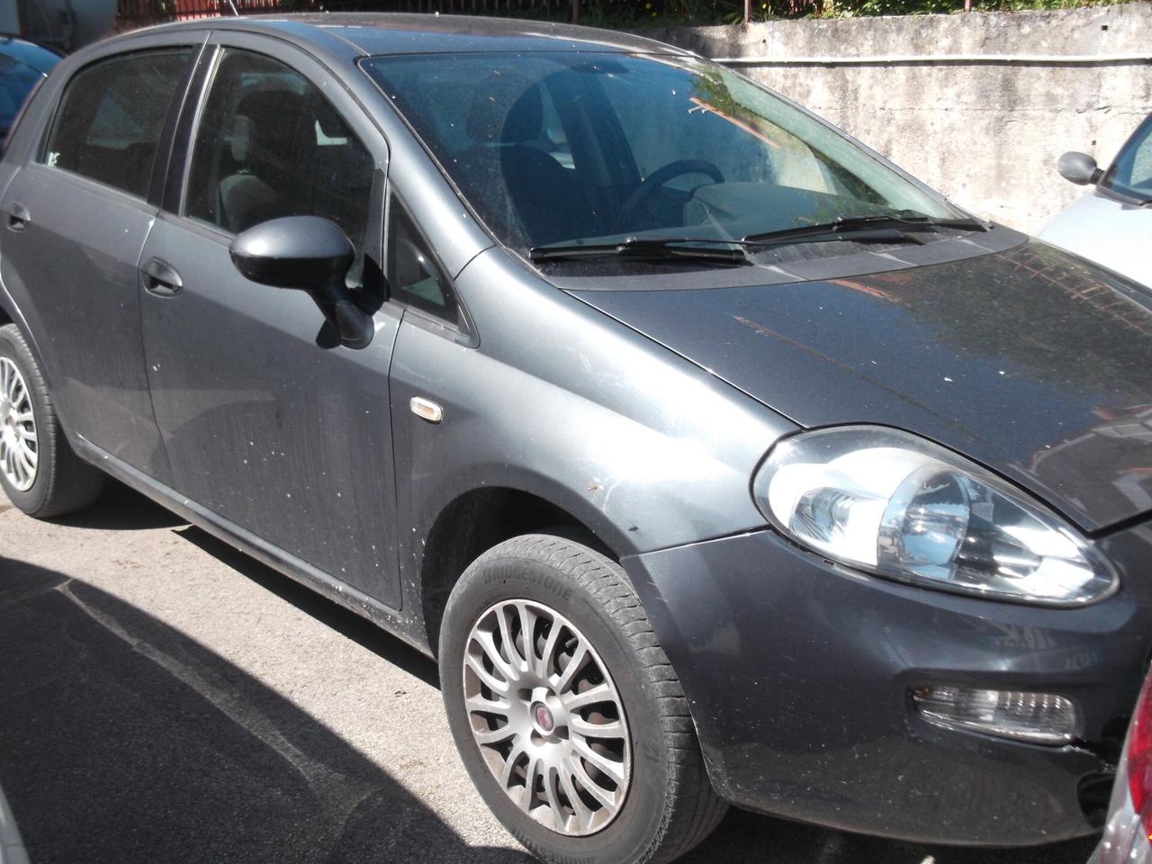 Fiat Punto 1.4 8V 5 porte Natural Power Easy - 01
