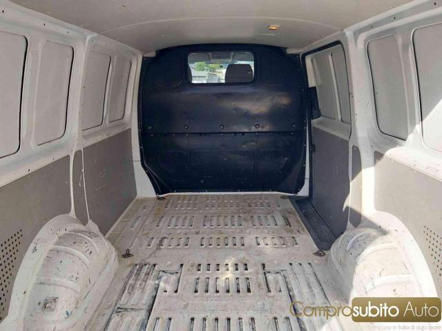 VOLKSWAGEN Transporter 2.0 d + IVA 22%