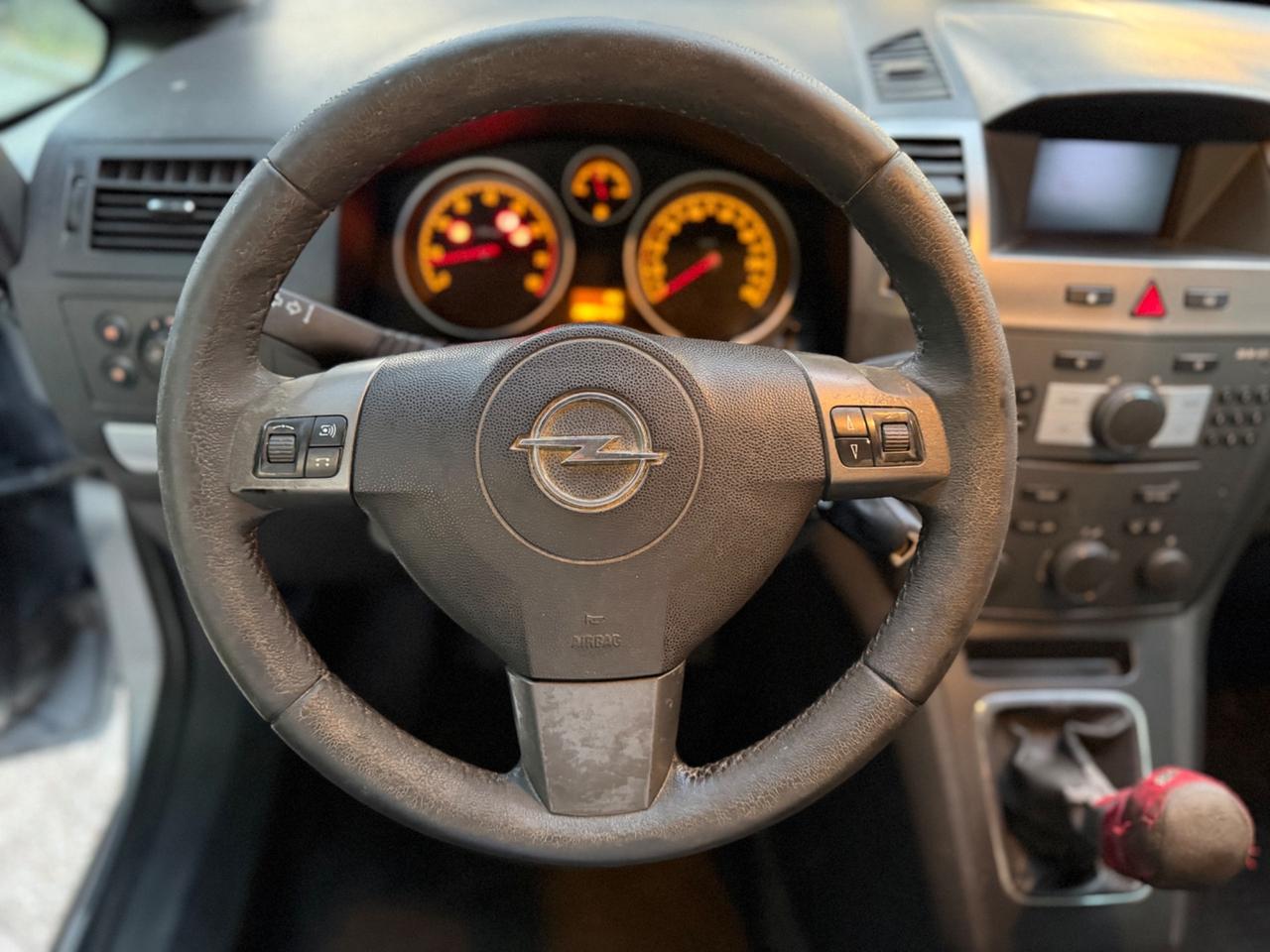 Opel Zafira 1.6 16V ecoM 94CV Cosmo