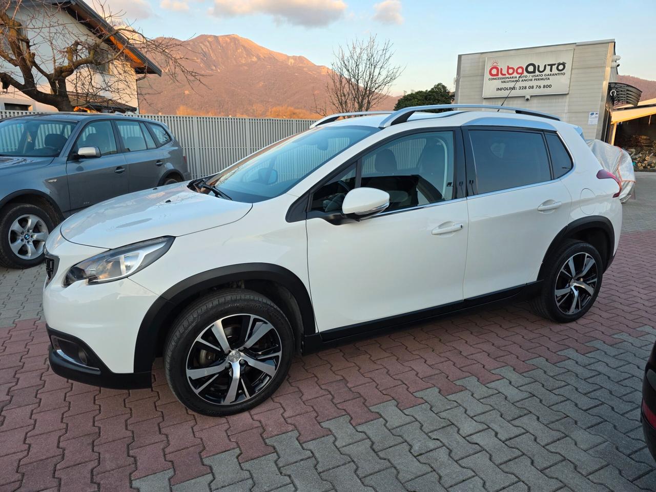 Peugeot 2008 1.6D 120cv uniproprietario perfetta e garantita