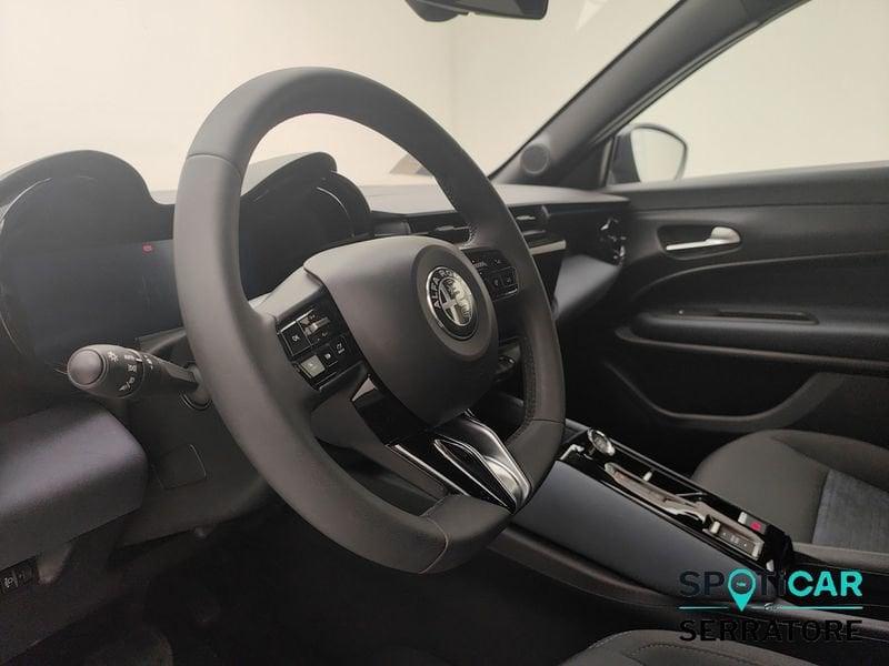 Alfa Romeo Junior 1.2 ibrida 145cv edct6
