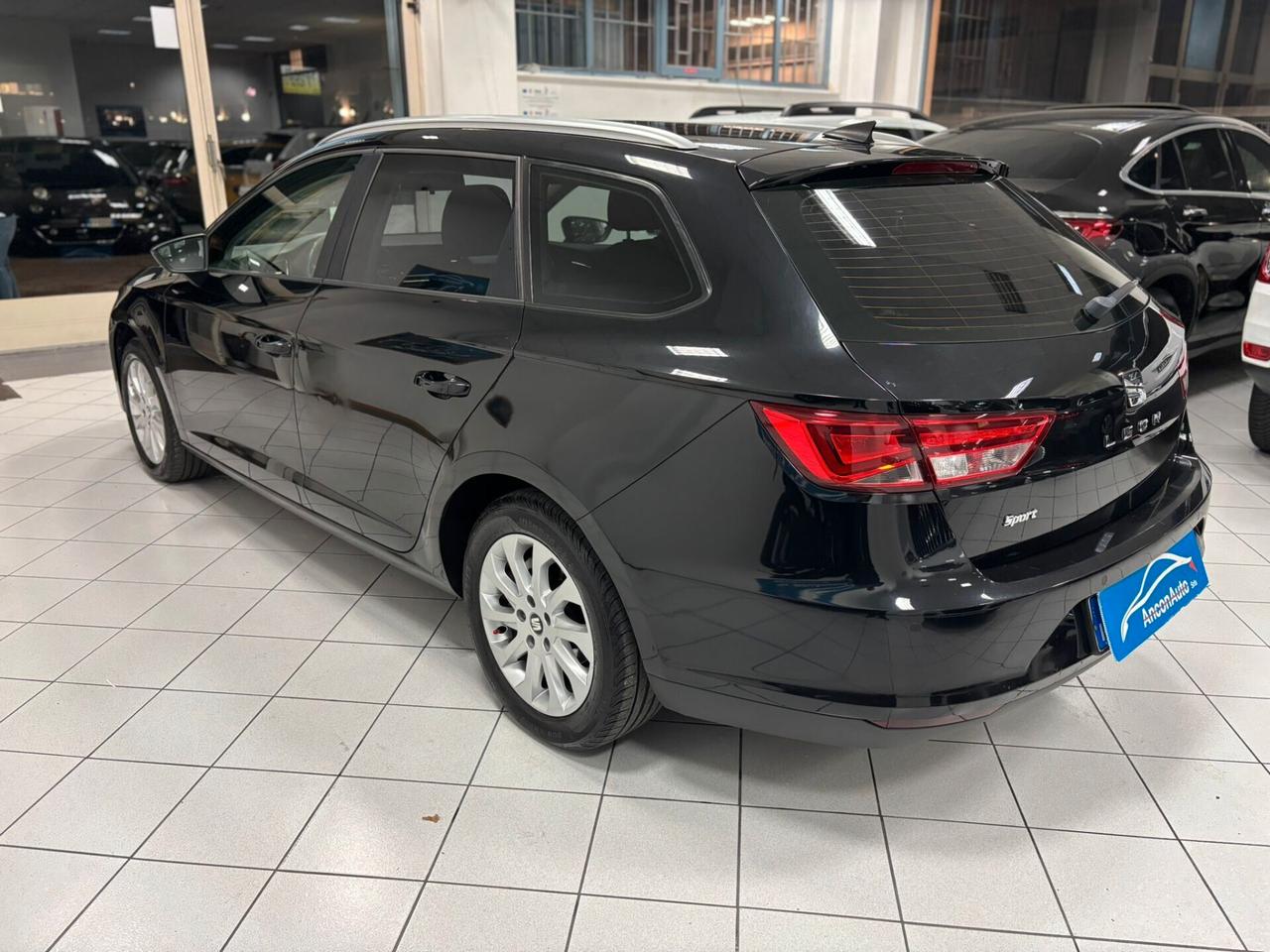 Seat Leon 1.6 TDI 105 CV X NEOPATENTATI 2015
