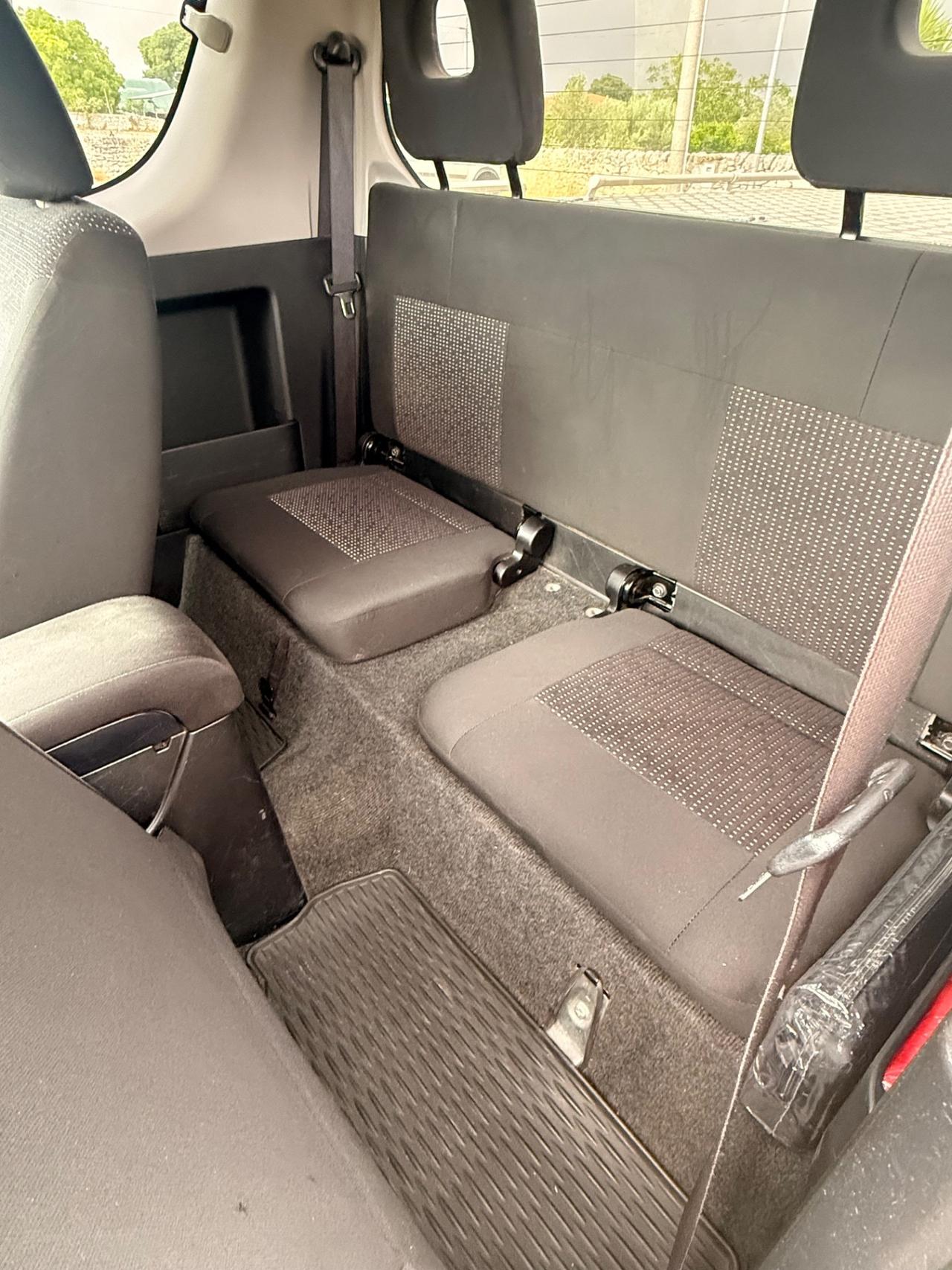 Mitsubishi L200 2.5 DI-D 178CV Intense