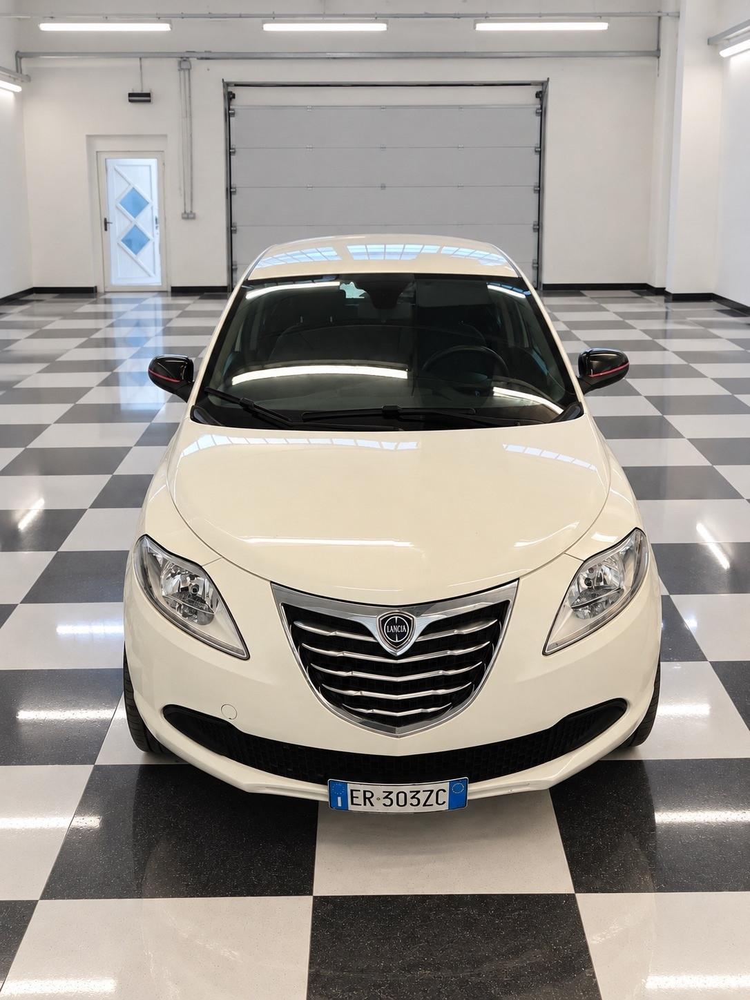 Lancia Ypsilon 0.9 TwinAir 85 CV 5 porte S&S Elefantino