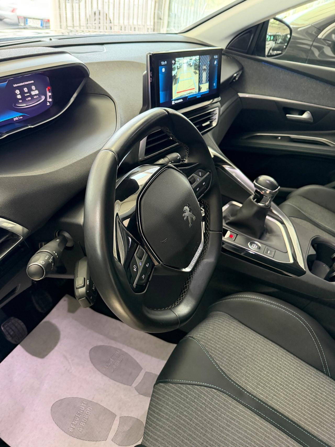 Peugeot 3008 BlueHDi 130 S&S Allure Pack 2022 KM85.000