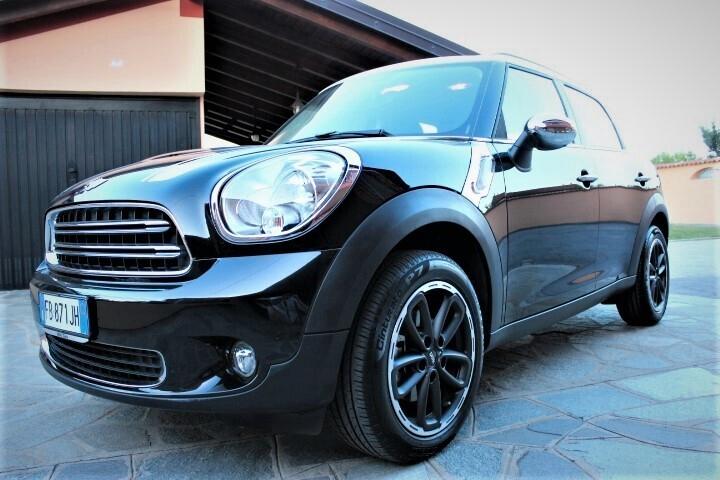 Mini Cooper S Countryman ESTETICA DA CONCORSO TETTO BIANCO CERCHI LEGA 17"