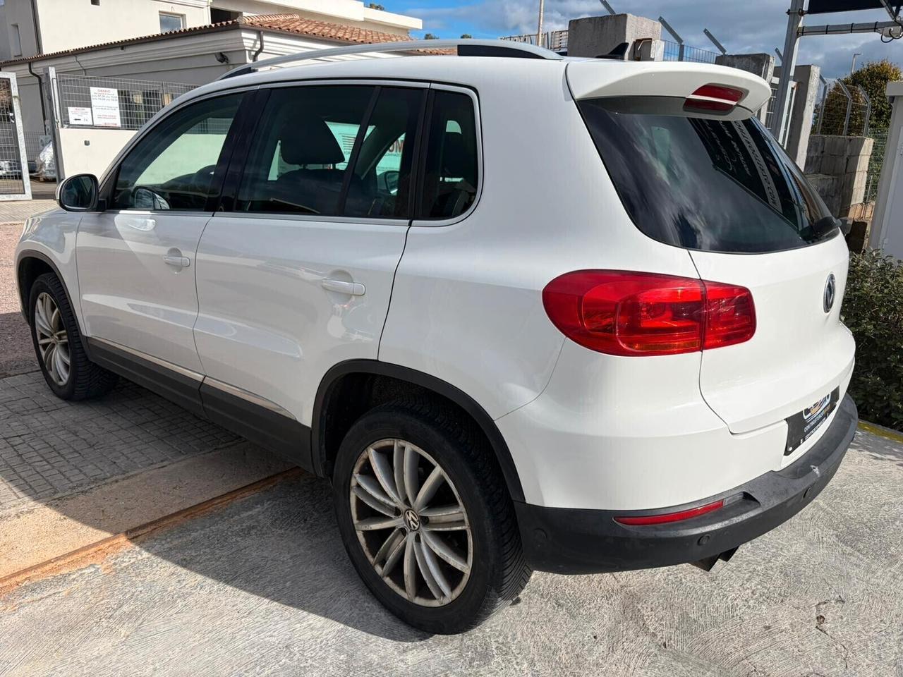 VOLKSWAGEN TIGUAN 4X4