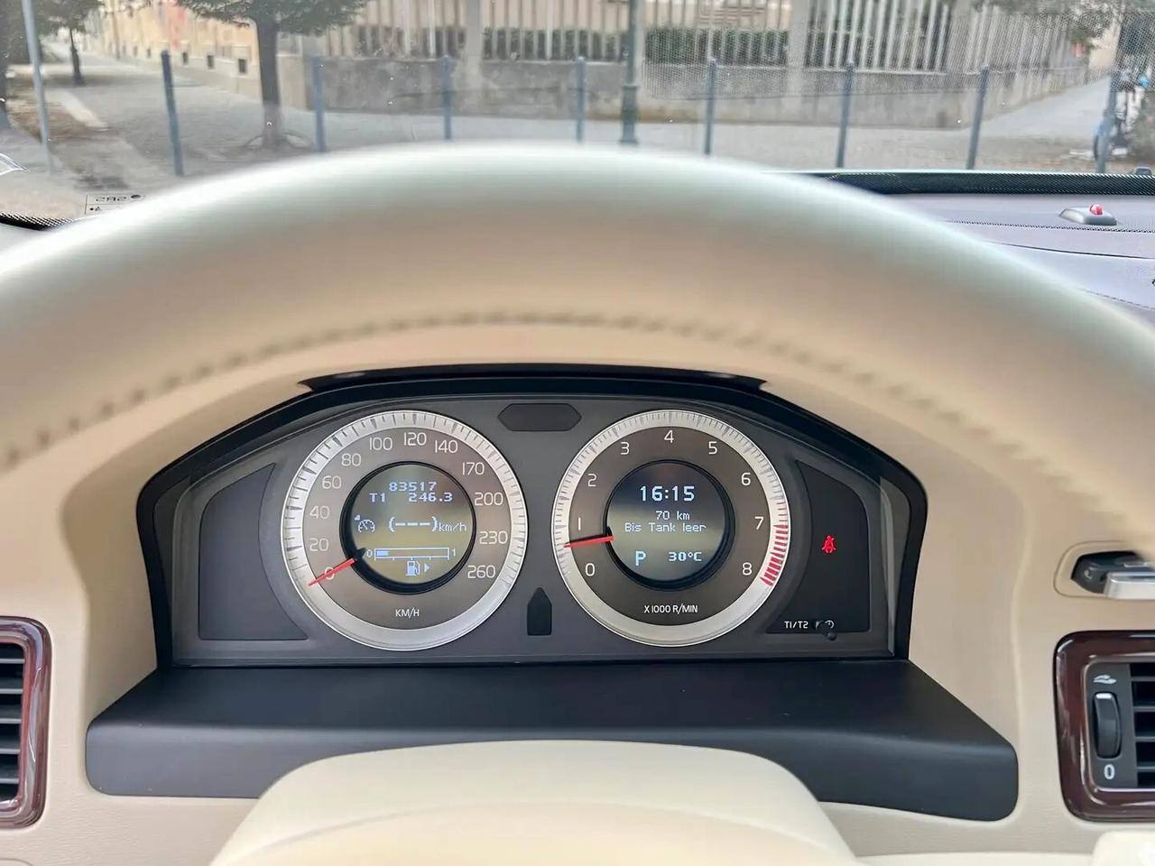 Volvo S80 4.4 V8 aut. AWD Summum