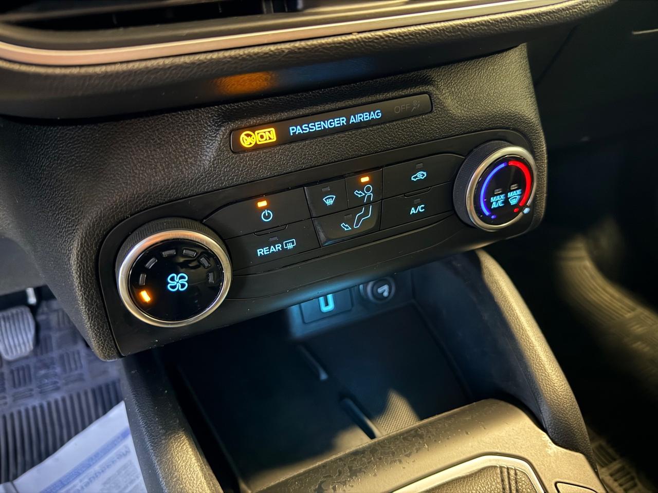 Ford Focus 1.5 EcoBlue 120 CV berlina TITANIUM