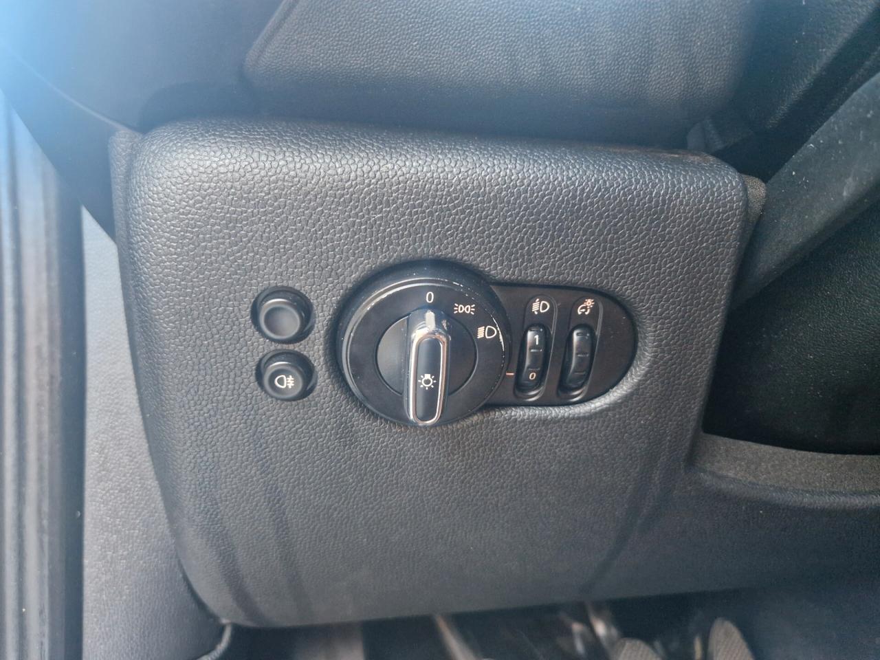 Mini One 1.2 100CV "138.500 km" Navi, Sensori, Fendi