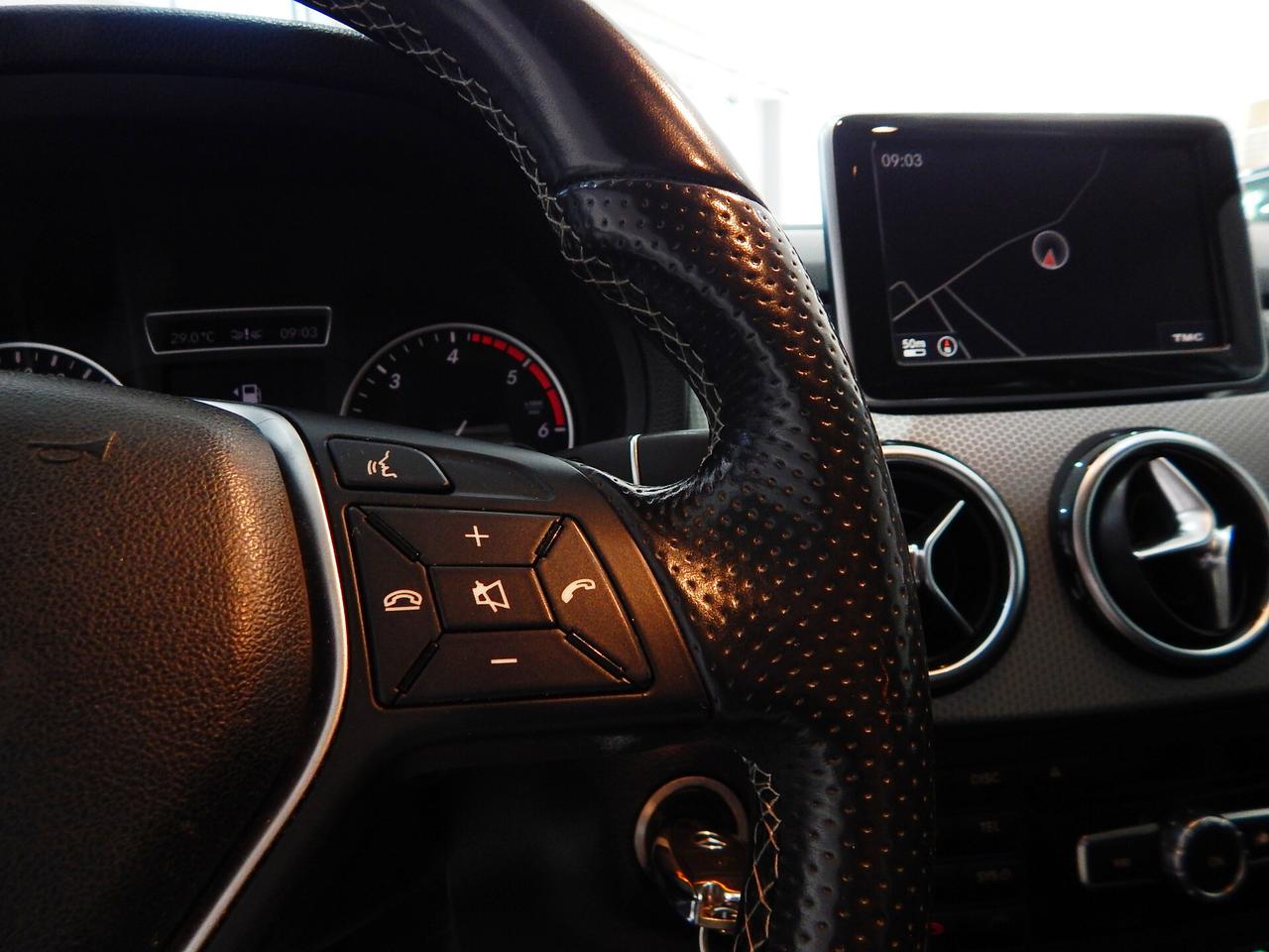 Mercedes-Benz B 180 cdi Executive Aut. NAVI-PELLE-PARK-KAMERA-LED