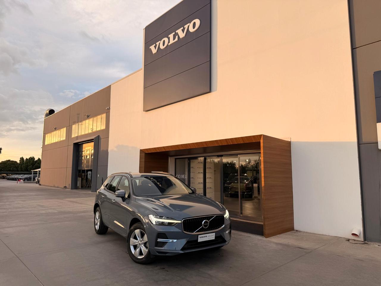 Volvo XC 60 XC60 B4 (d) AWD Geartronic Business