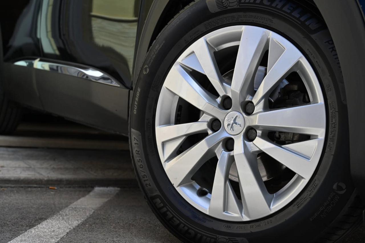 Peugeot 3008 BlueHDi 130 S&S Business