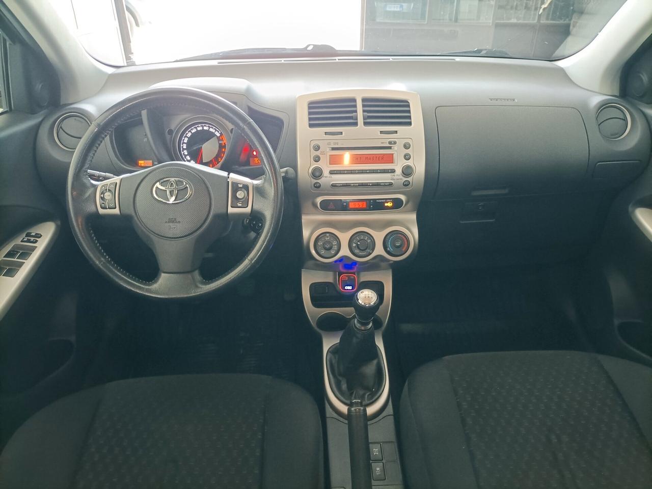 Toyota Urban Cruiser 1.4 D-4D AWD Sol 06/2010