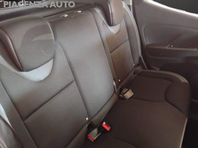 RENAULT Clio 1.2 75CV 5 porte.NAVIGATORE..NEO PATENTATI