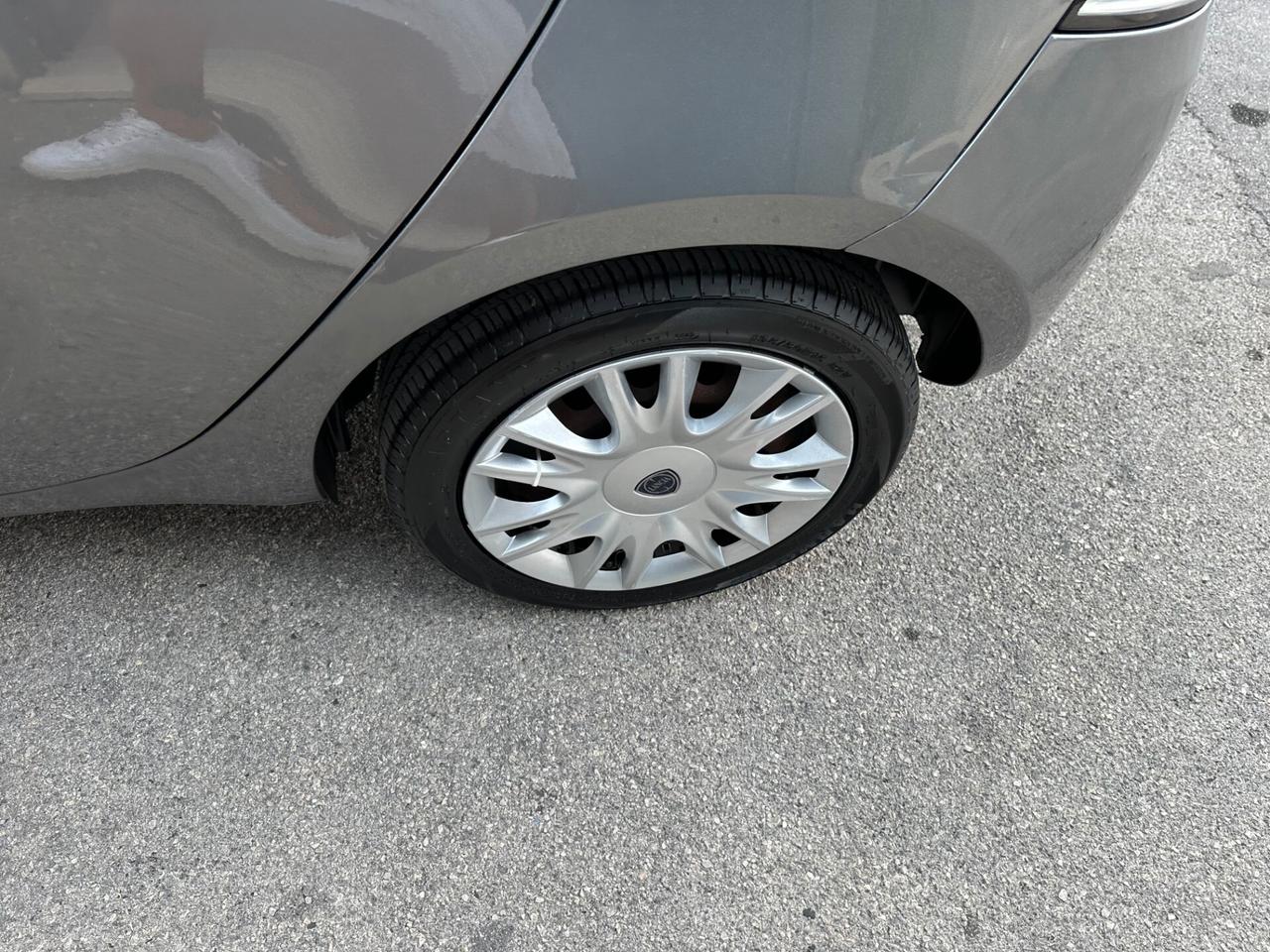 Lancia Ypsilon 1.3 MJT 16V 95 CV 5 porte S&S Platinum