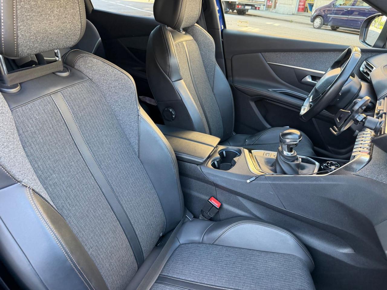 Peugeot 3008 PureTech 130 GT Line #10571