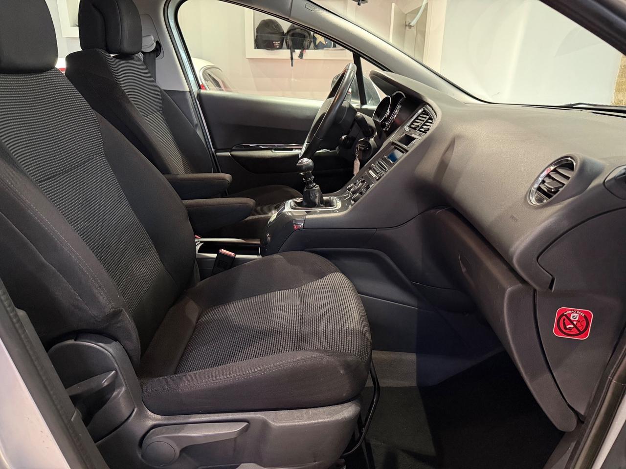 Peugeot 5008 2.0 HDi 150CV Tecno
