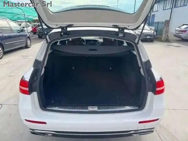 MERCEDES-BENZ E 220 d 194cv SW Sport auto Cruise Adattivo - FP040RE