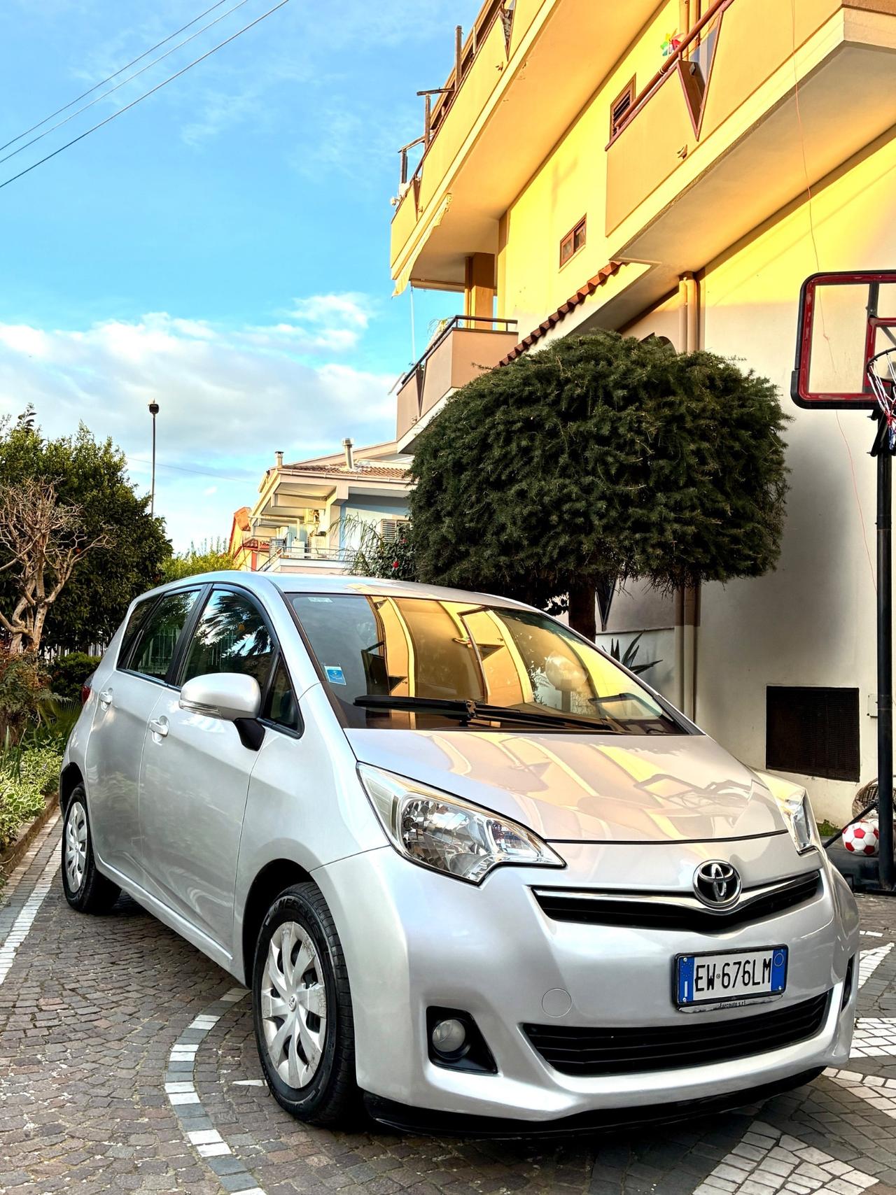 Toyota Verso-S 1.3 MT Style