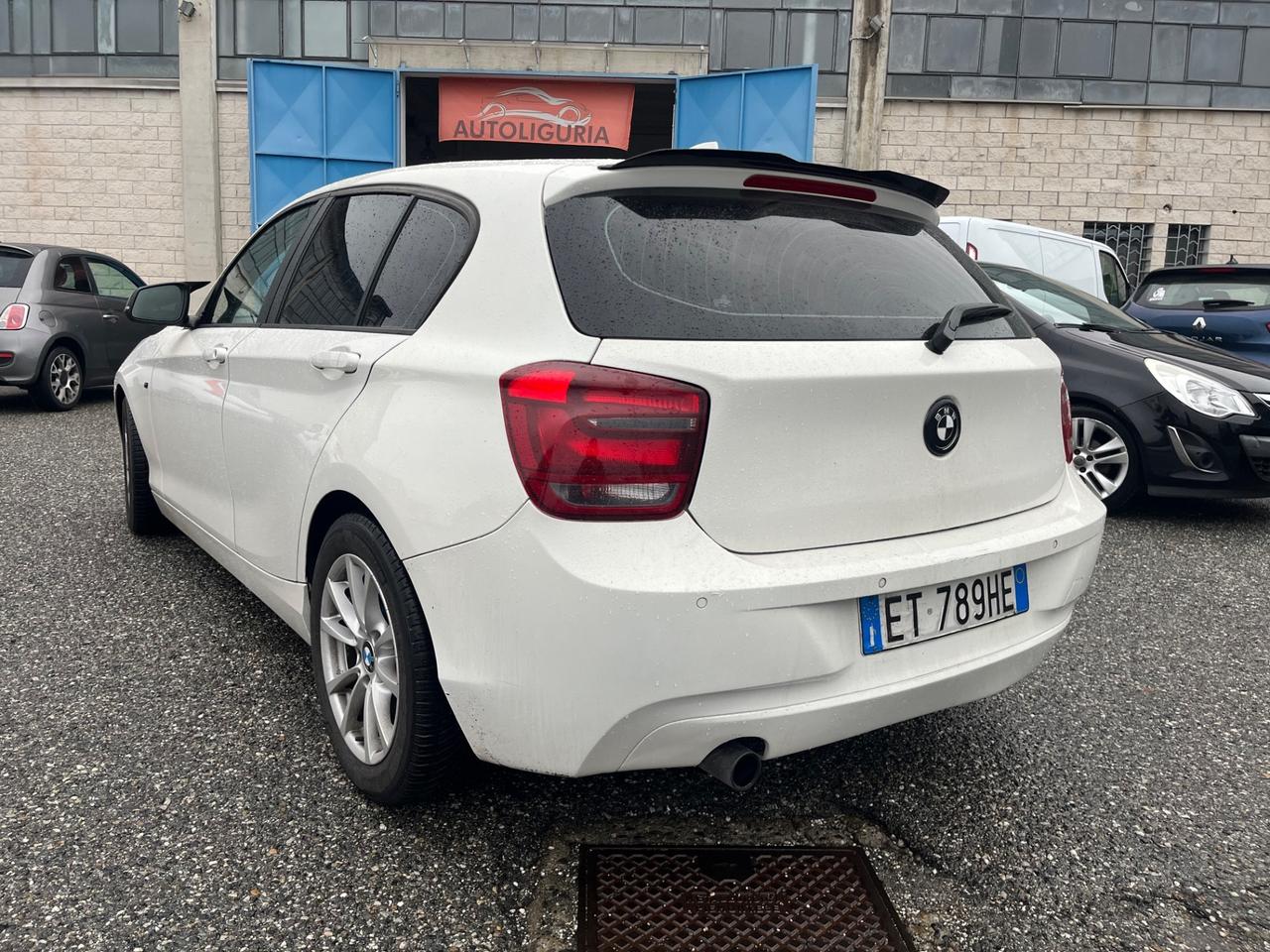 Bmw 120 120d 5p. Urban