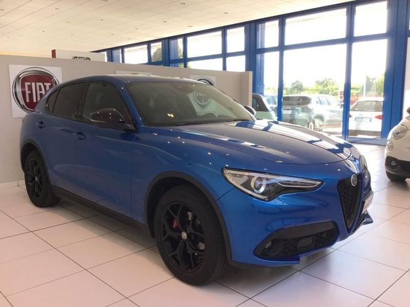 Alfa Romeo Stelvio 2.2 T-D 210 CV AT8 Q4 Executive - PACK PERFORMANCE