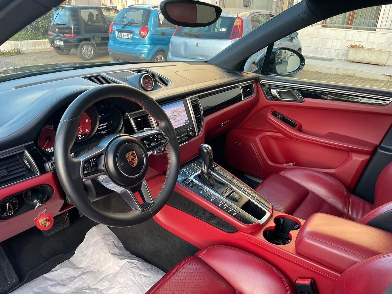 Porsche Macan 3.0 S Diesel , ALL. TURBO, INTERNI ROSSI, TETTO, FULL FULL