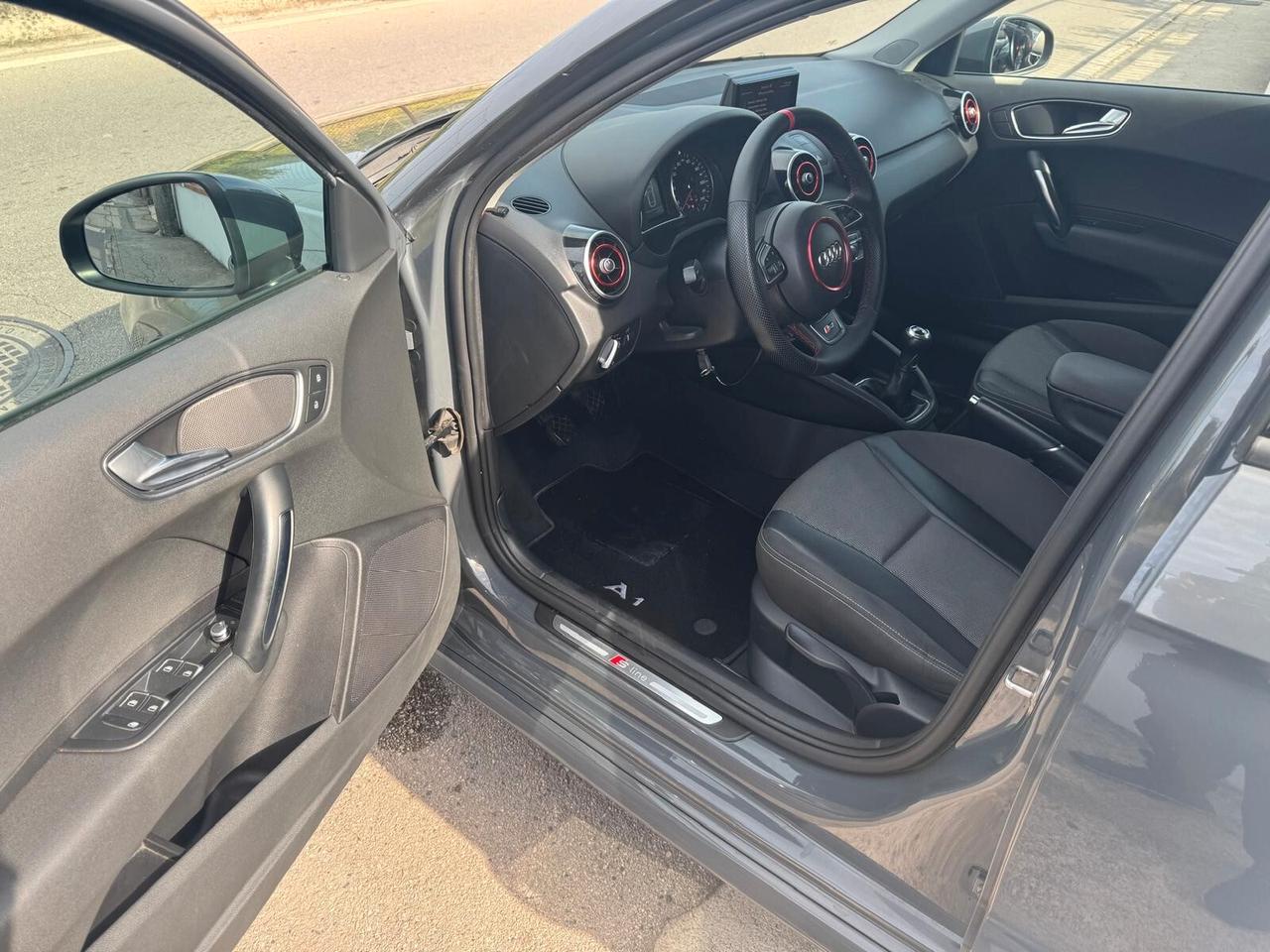 Audi A1 1.6 TDI 116 CV S-line Bonus Rottamazione 1000euro