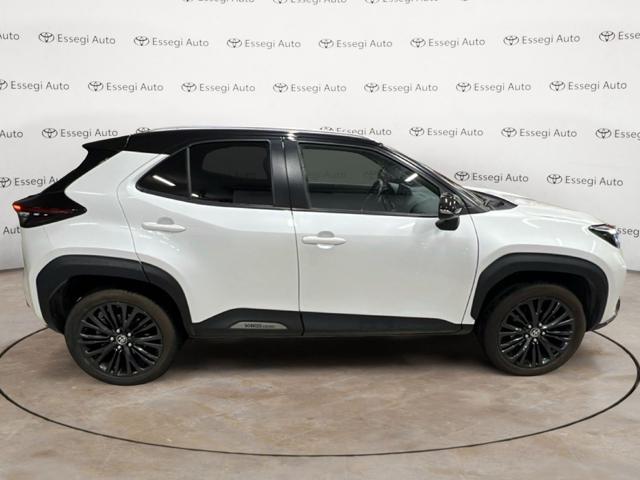 TOYOTA Yaris Cross 1.5 Hybrid 5p. E-CVT AWD-i Adventure