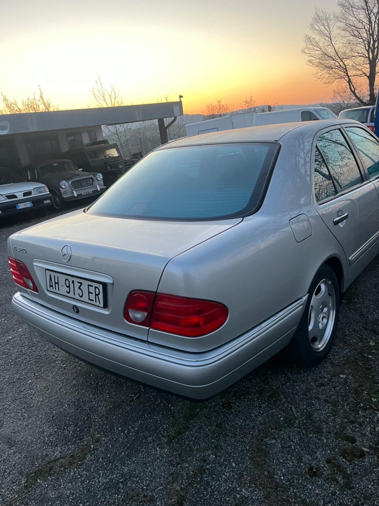 Mercedes-benz E 320 230 cat Avantgarde