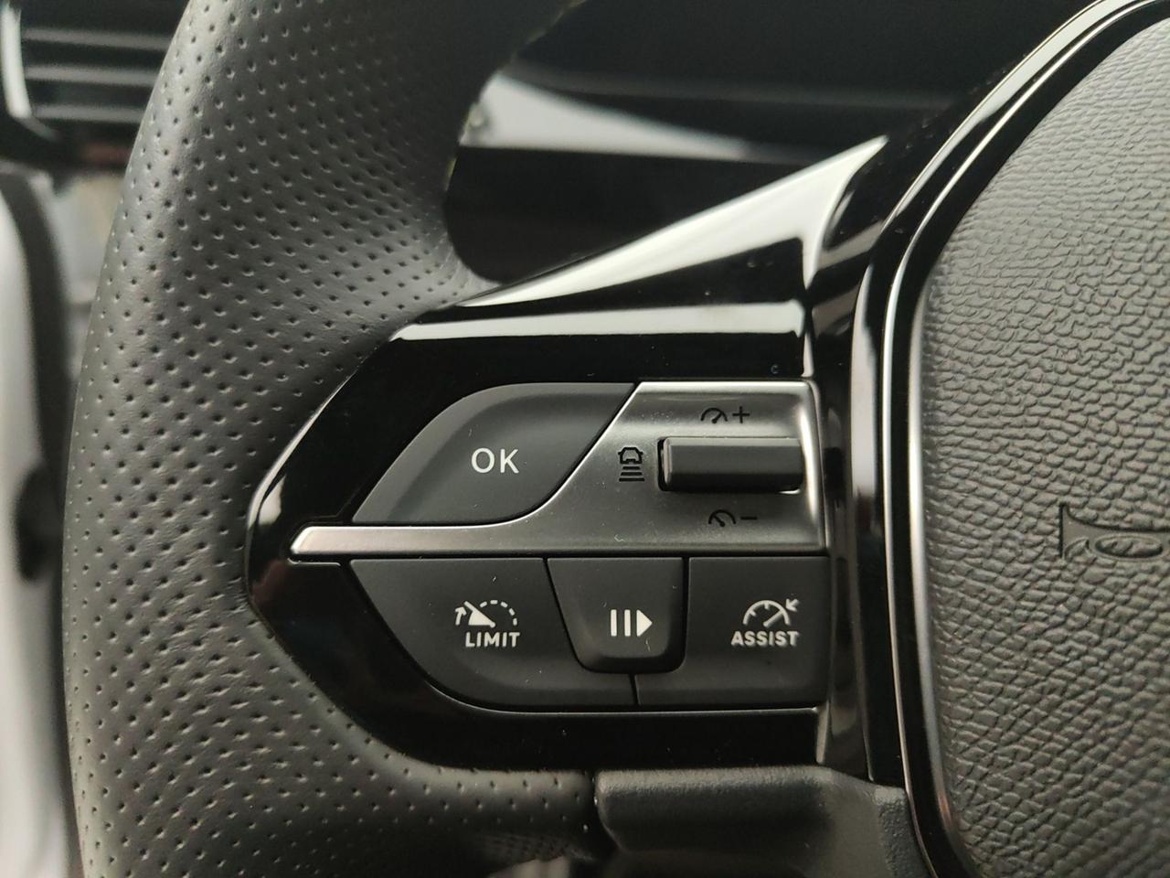 PEUGEOT 308 III 2021 SW 1.2 HYBRID 145CV GT E-DCS6