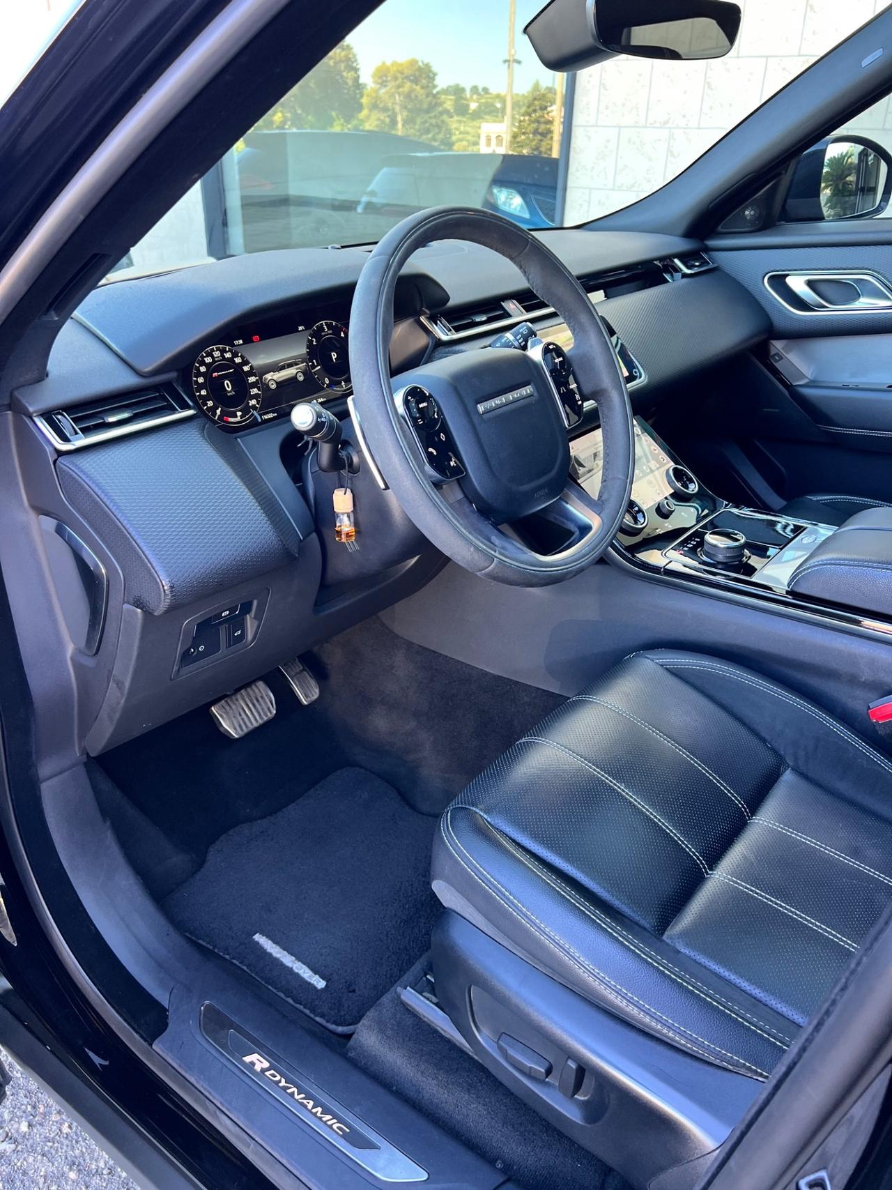 Land Rover Range Velar 2.0D I4 240 CV R-Dynamic HSE