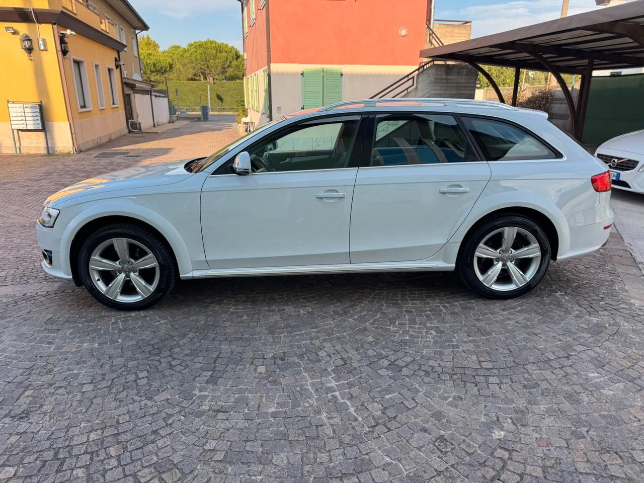 Audi A4 allroad 2.0 TDI 177 CV S tronic Business Plus