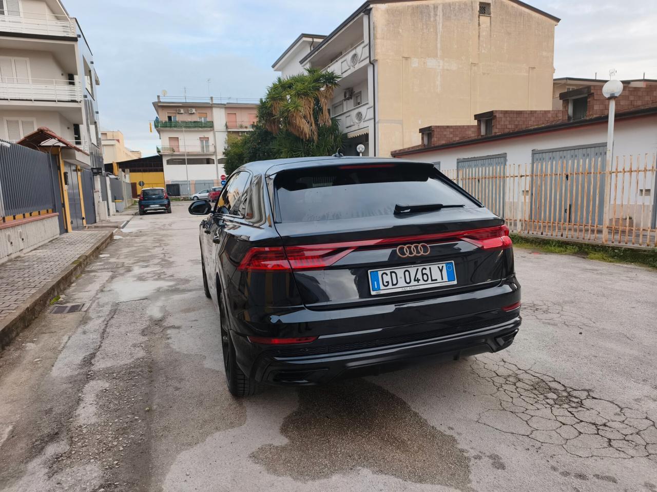 Audi Q8 50 TDI 286 CV quattro tiptronic Sport Total black s-line