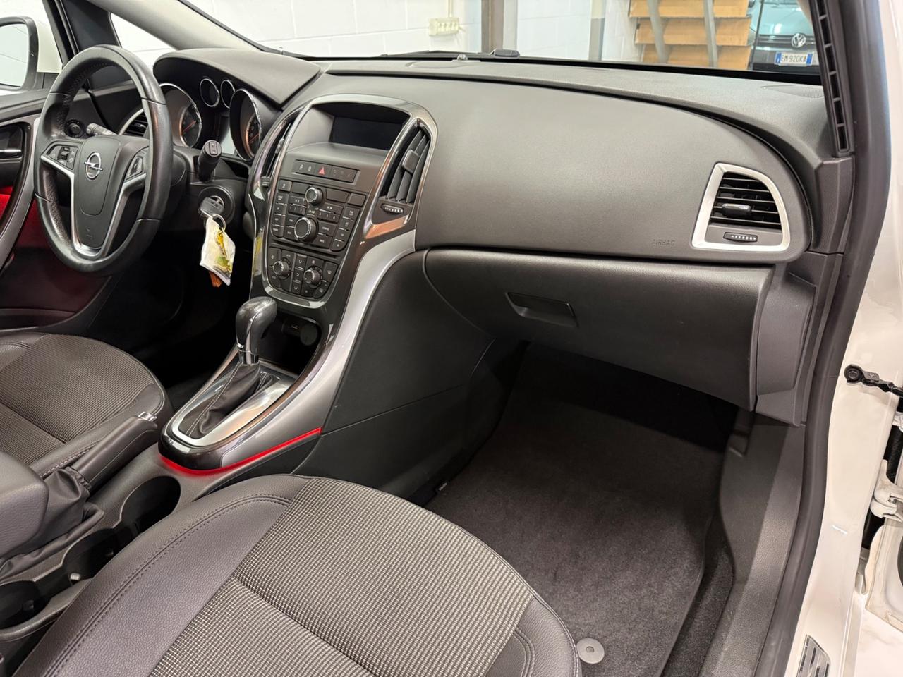 Opel Astra 1.4 Turbo 140CV Sports Tourer aut. Cosmo