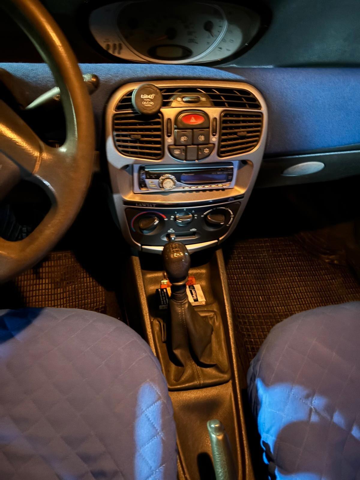 Lancia Y 1.2i cat Elefantino Blu - 2002