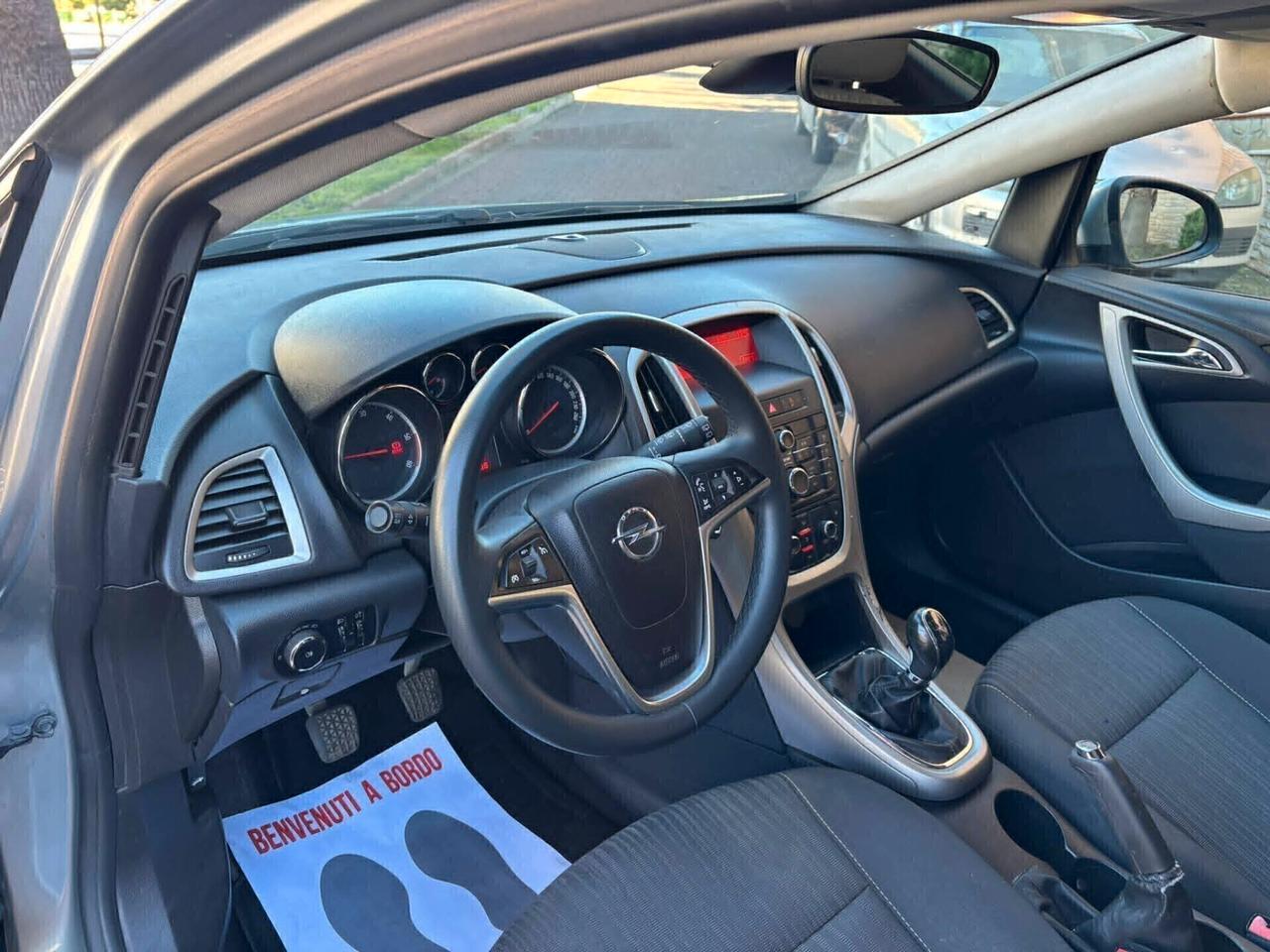 Opel Astra 1.7 CDTI 110CV 5 porte Cosmo/\ì'11