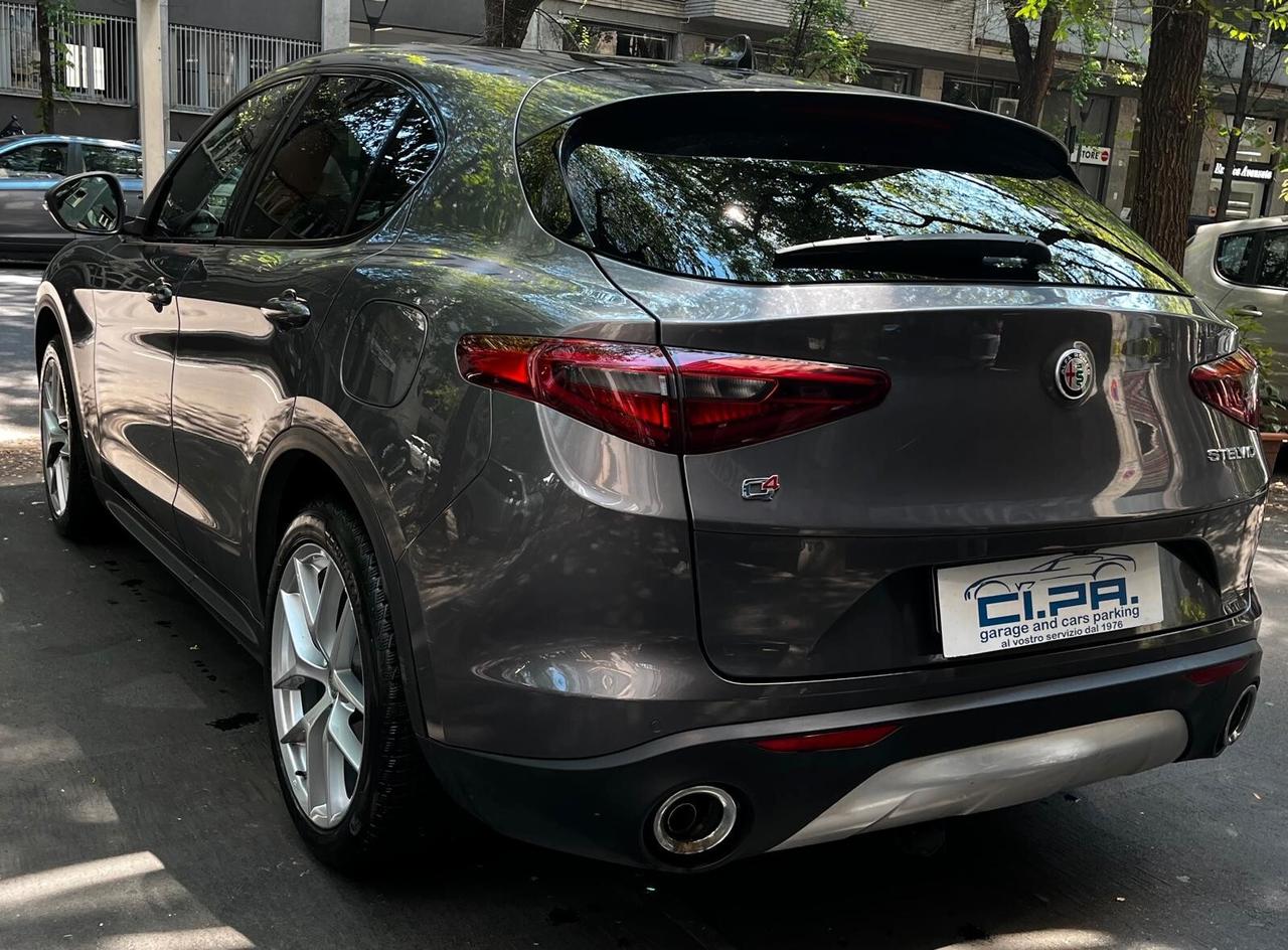Alfa Romeo Stelvio 2.2 Turbodiesel 210 CV AT8 Q4 B-Tech