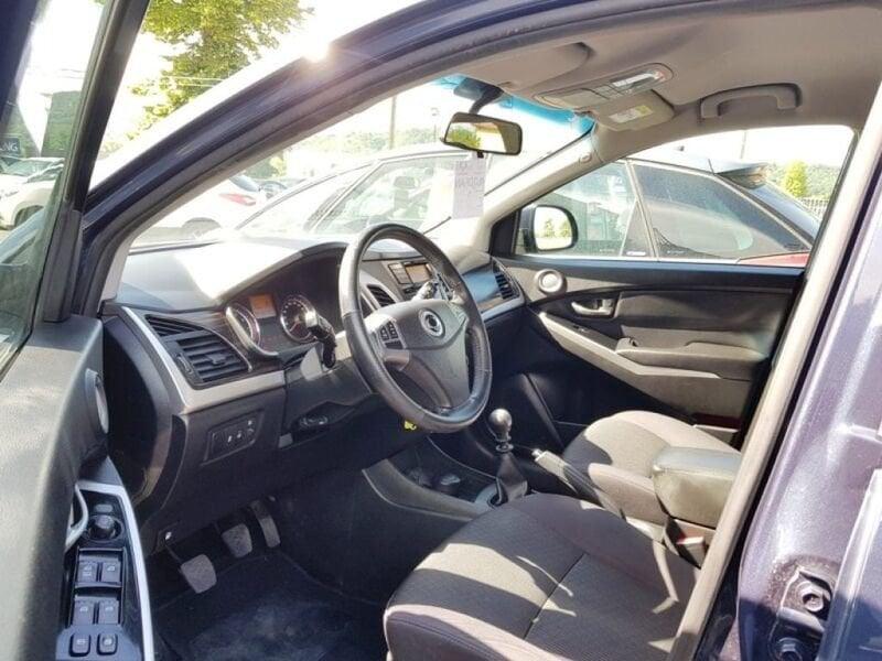 Ssangyong Korando Korando 2.0 2WD MT GPL Plus