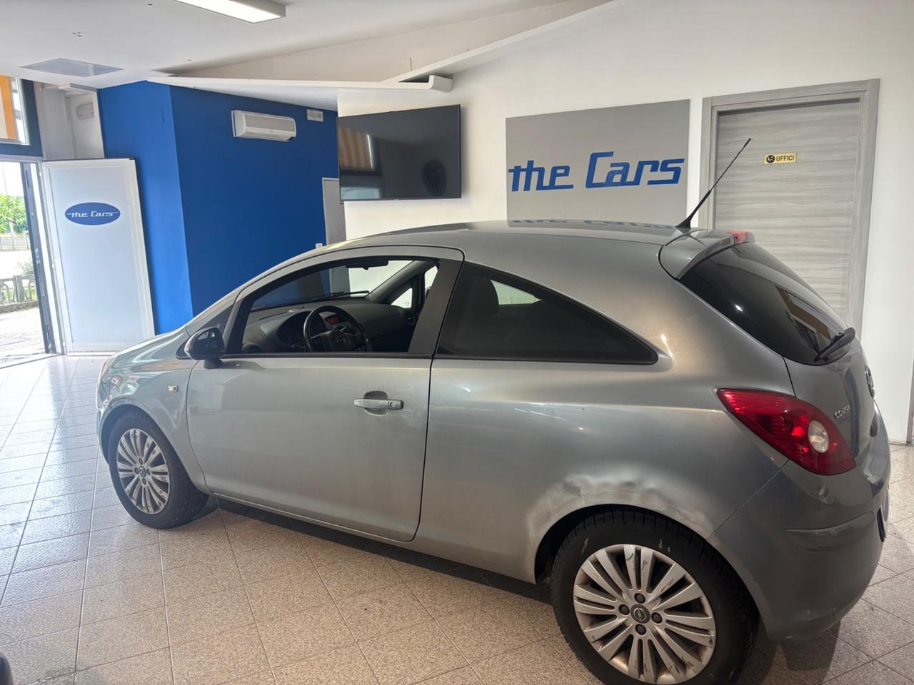 Opel Corsa 1.2 85CV 5 porte GPL-TECH Edition