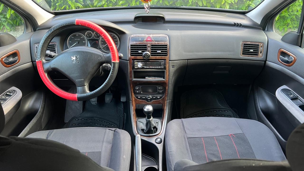 Peugeot 307