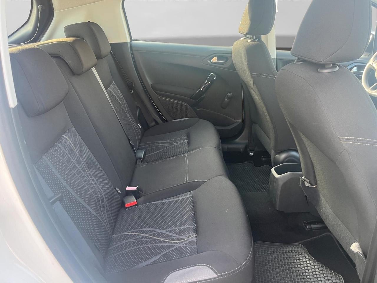 Peugeot 208 1.4 HDi 68cv Allure NEOPATENTATI