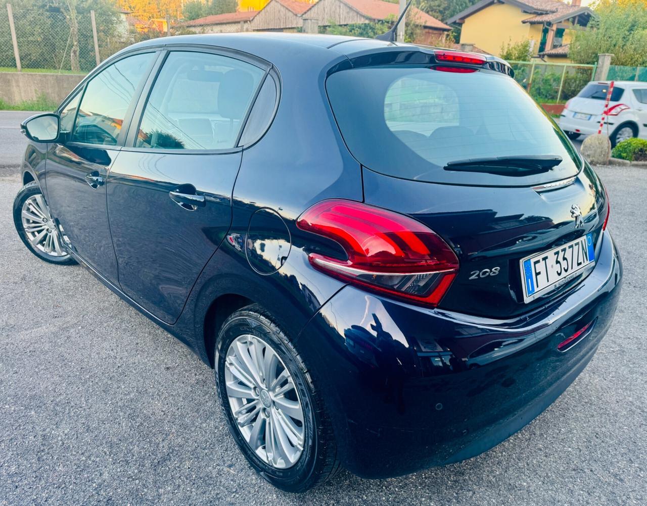 Peugeot 208 PureTech 82 Stop&Start 5 porte Allure