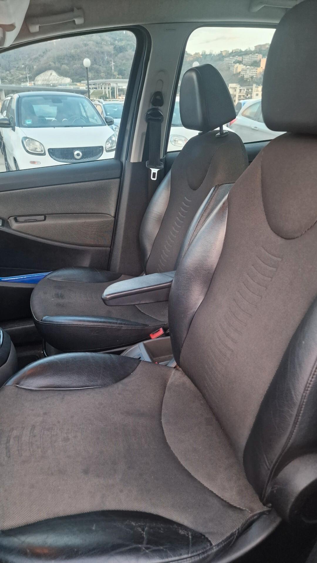 Fiat Idea 1.9 Multijet Emotion