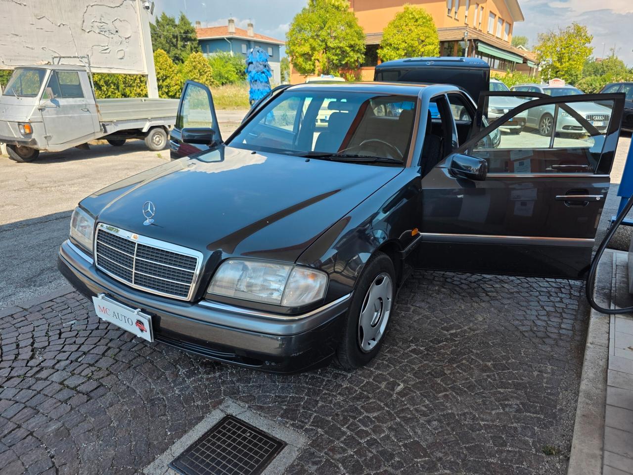 Mercedes-benz C 180 cat Elegance Unicoproprietario Neopatentati ok