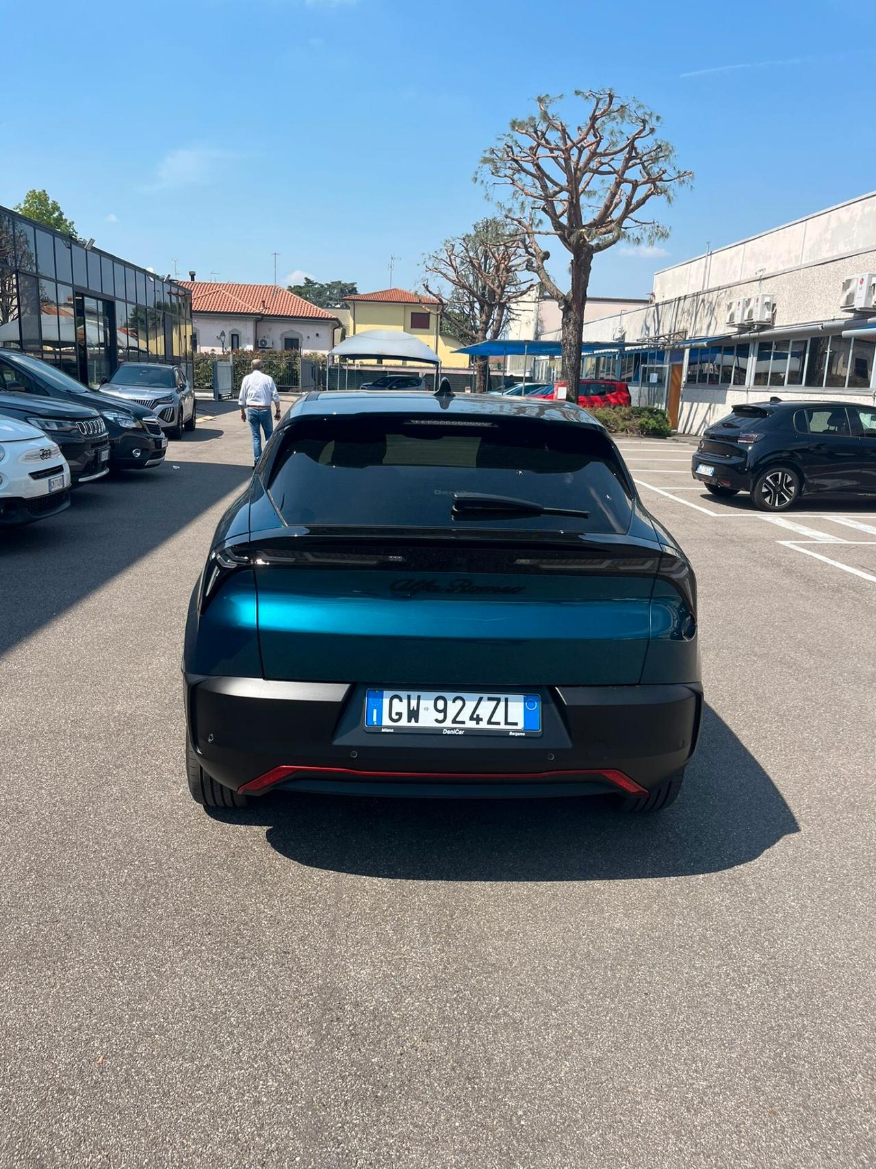 Alfa Romeo Junior 156 CV BEV Ti