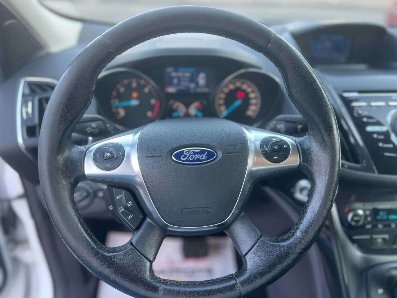 Ford Kuga 2.0 TDCI 4WD AUT. SOLO 120.000KM 12/2015